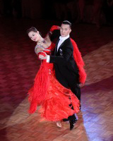 ダンススタジオへようこそ