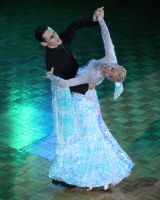 ダンススタジオへようこそ